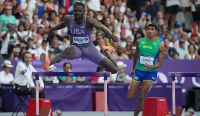 Mount Vernon Celebrates Rai Benjamin Wins Semifinals At Olympics Watch Party