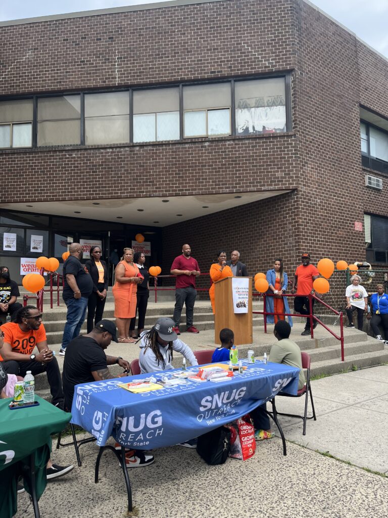Mount Vernon Community Gathers For Gun Violence Awareness Month 