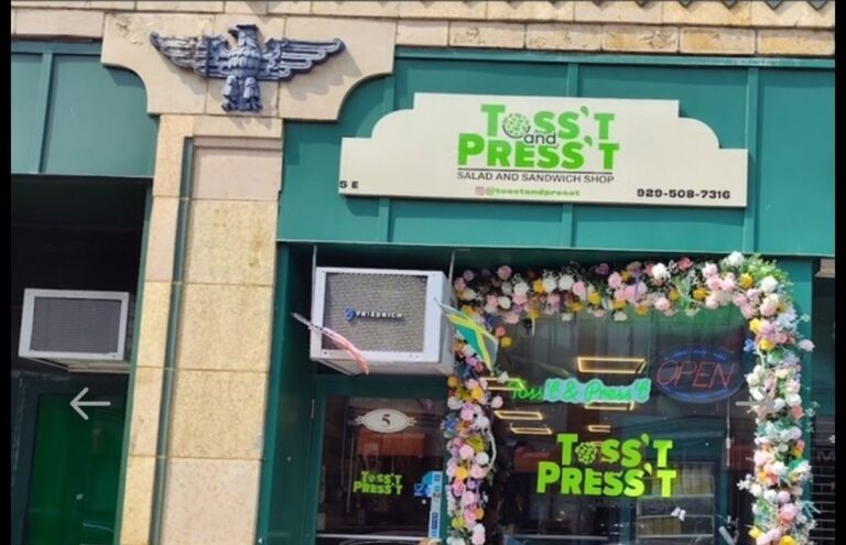 Toss’t And Press’t – Salad & Sandwich Shop