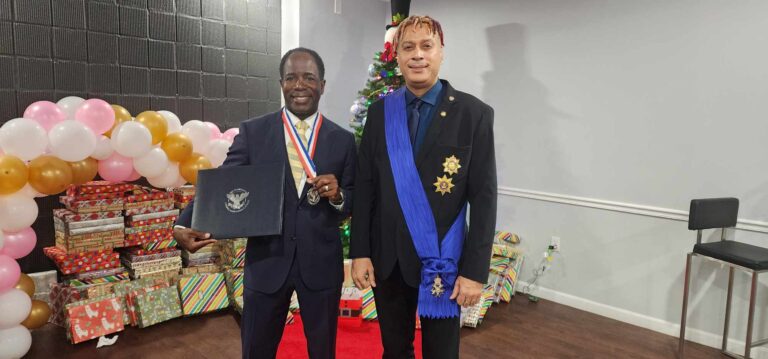 Former Mt. Vernon Mayor André Wallace Receives Award From White House