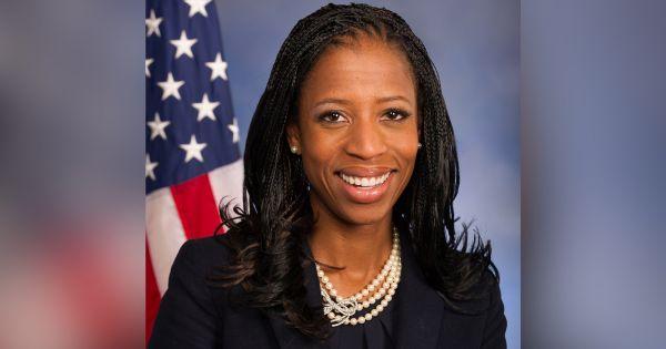 Mia Love, First Black Republican Woman in Congress, Dies at 49