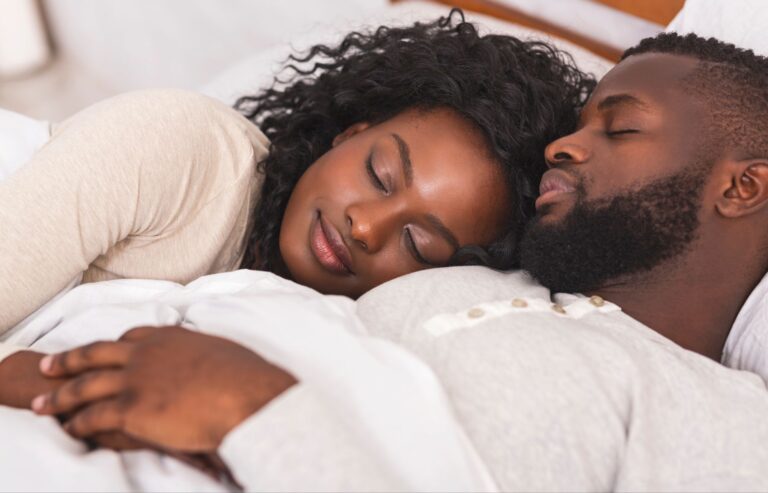 Full Circle Health: The Sleep Truth – What Your Doctor Doesn’t Have Time To Tell You By Derek H. Suite, M.D.